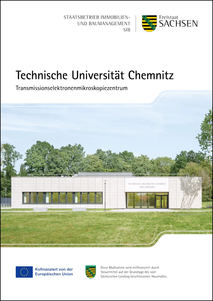 Coverseite des Faltblattes mit einer  Außenaufnahme des TEM-Zentrums