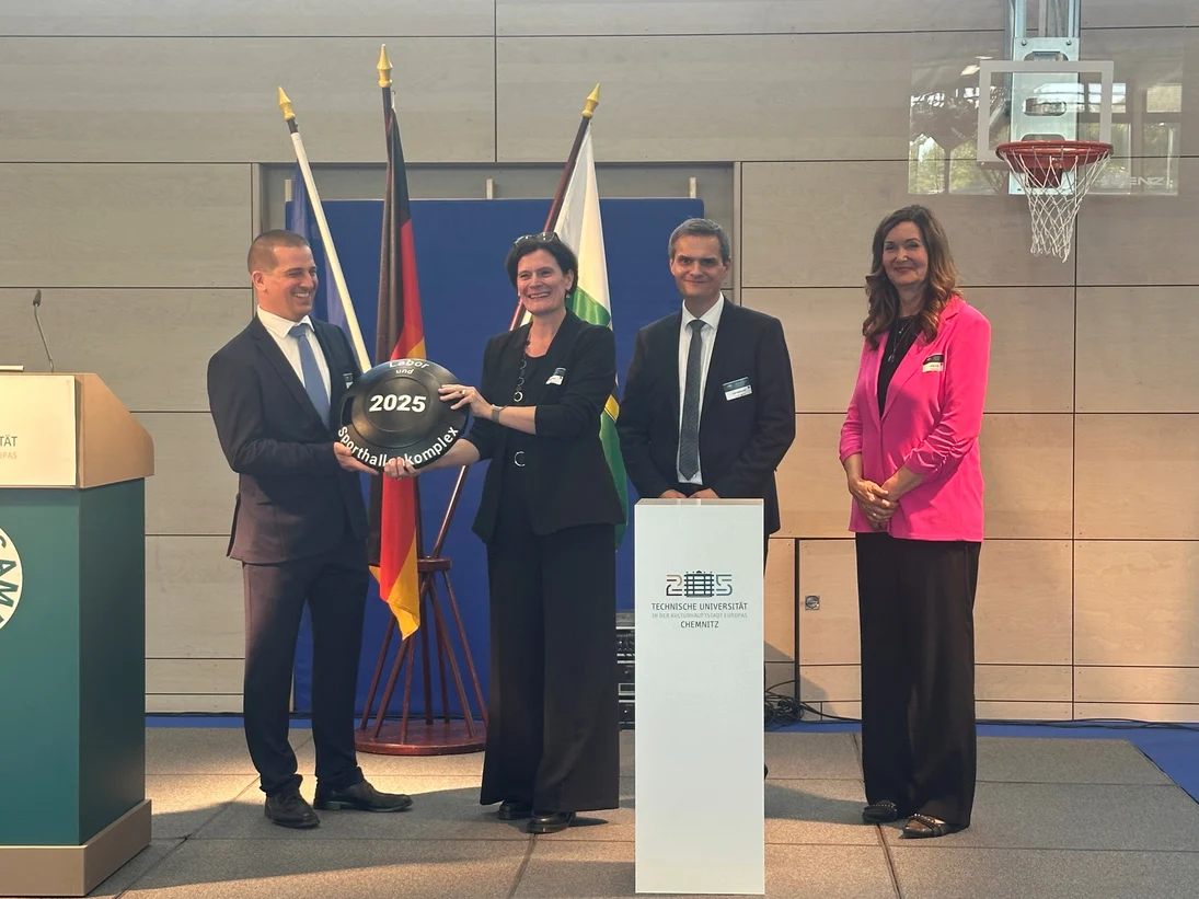 Übergabe des neuen Sportzentrums der Technischen Universität Chemnitz
