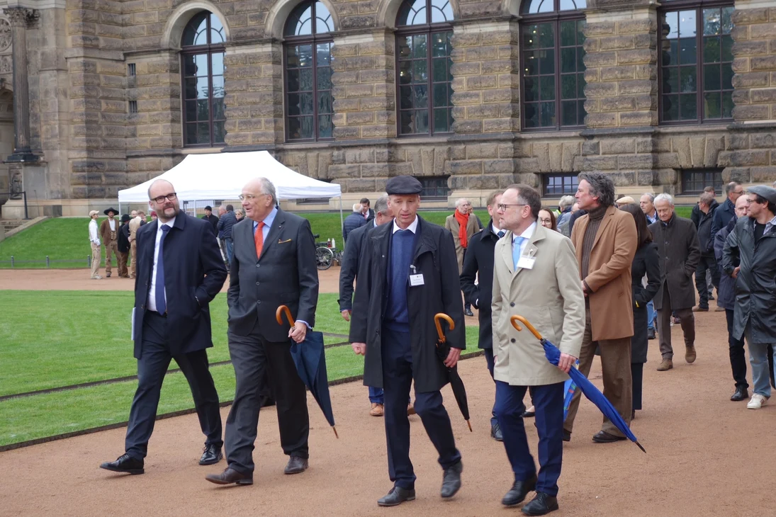 Übergabe Dresdner Zwingerinnenhof