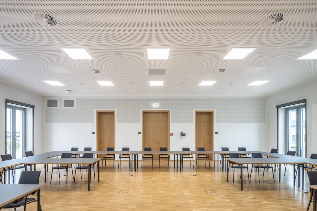 Verpflegungsgebäude Haus 11 auf dem Gelände des Schulungs- und Referenzzentrums (SRZ) Dommitzsch der Hochschule der Sächsischen Polizei