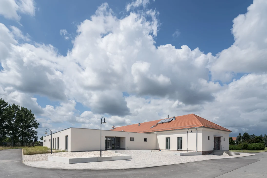 Verpflegungsgebäude Haus 11 auf dem Gelände des Schulungs- und Referenzzentrums (SRZ) Dommitzsch der Hochschule der Sächsischen Polizei